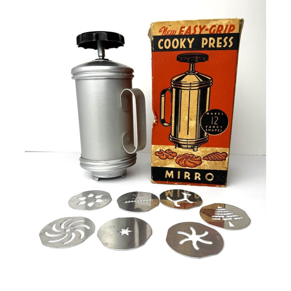 Vintage Mirro Aluminum Cookie Pastry Press 7 Discs Booklet Box Base USA